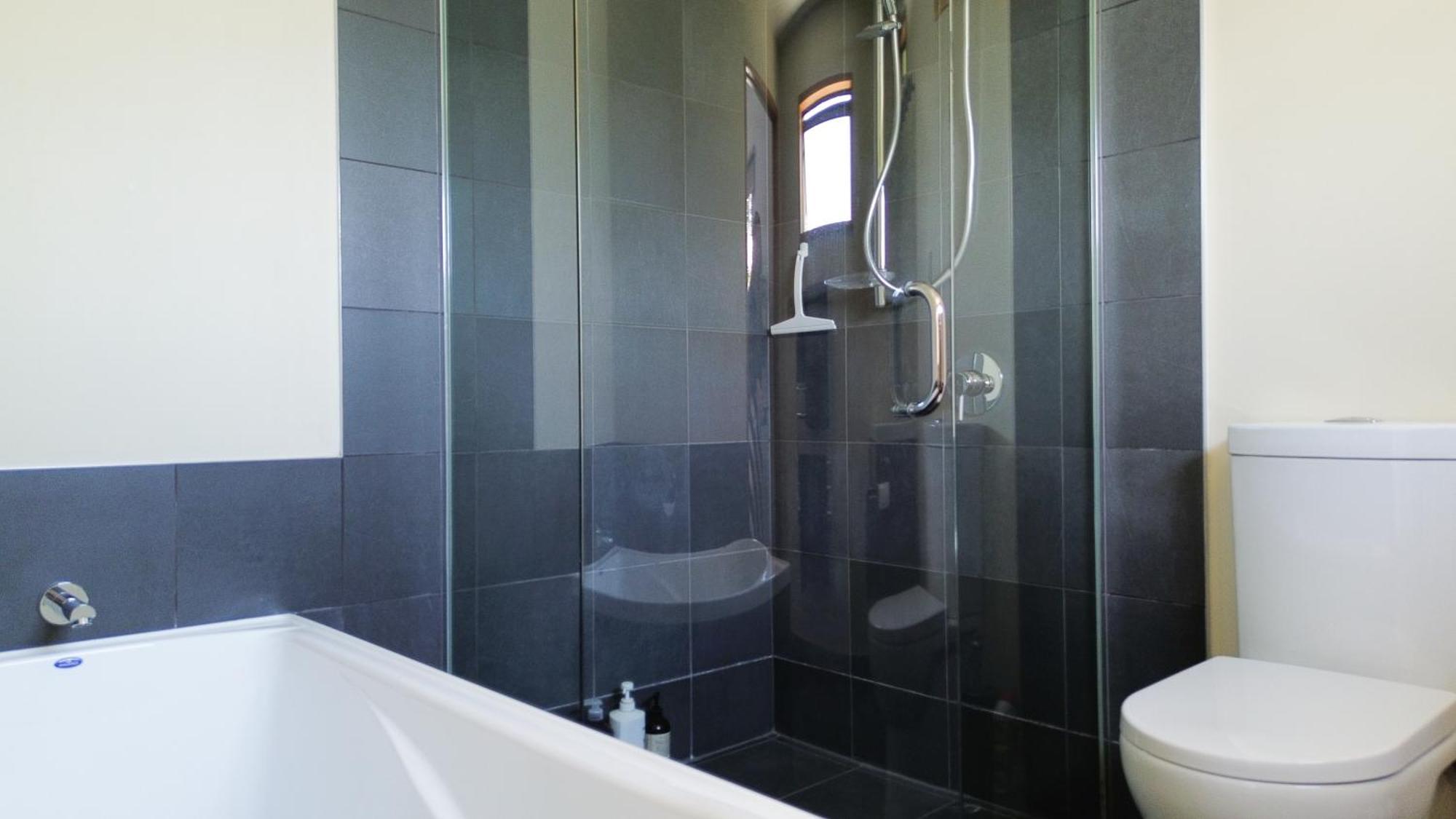 Large, Comfy, Stylish Apartment Havelock North Dış mekan fotoğraf